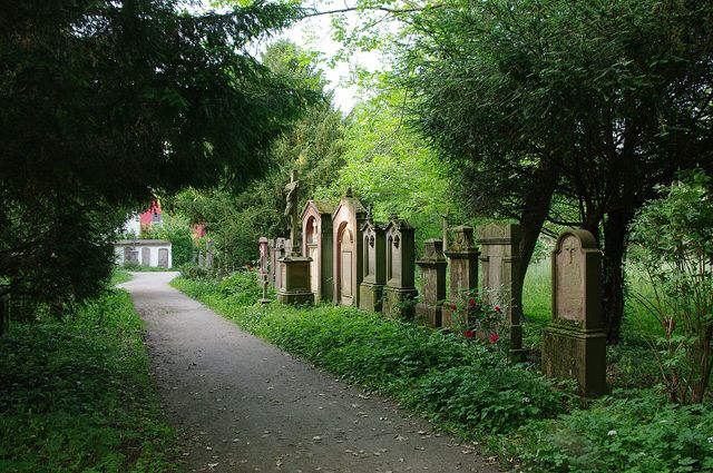 Land fördert den Alten Friedhof in Freiburg mit 122.520 Euro